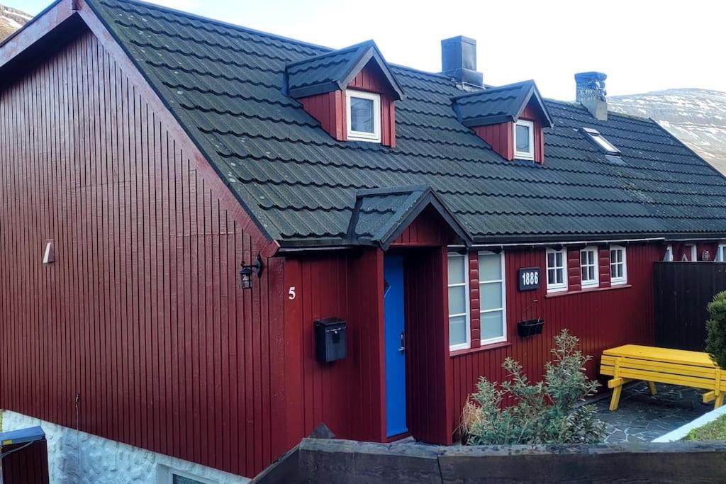 Klaksvík Cozy Cottage מראה חיצוני תמונה